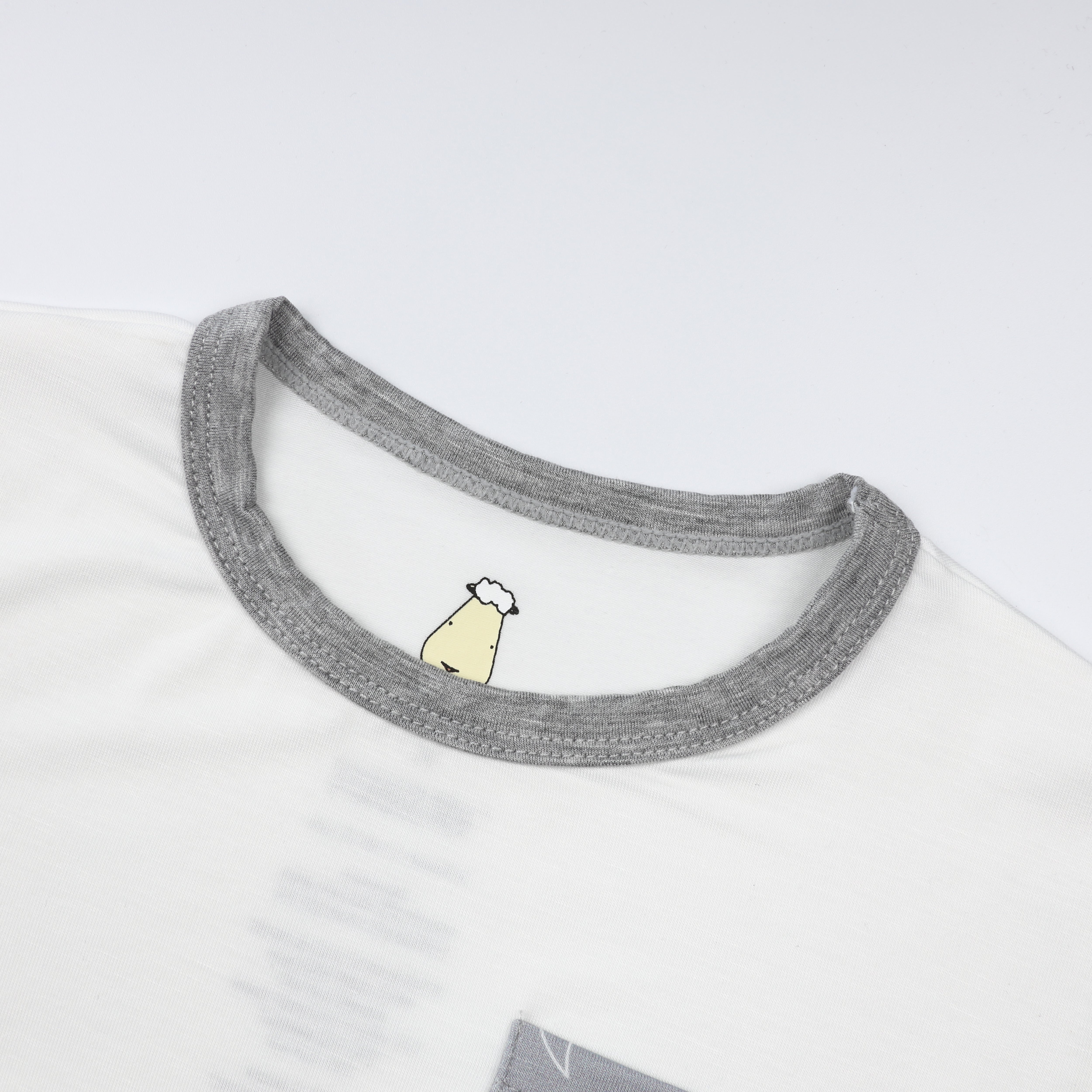 Short Sleeve Shirt S27 White + Shorts S27 Grey